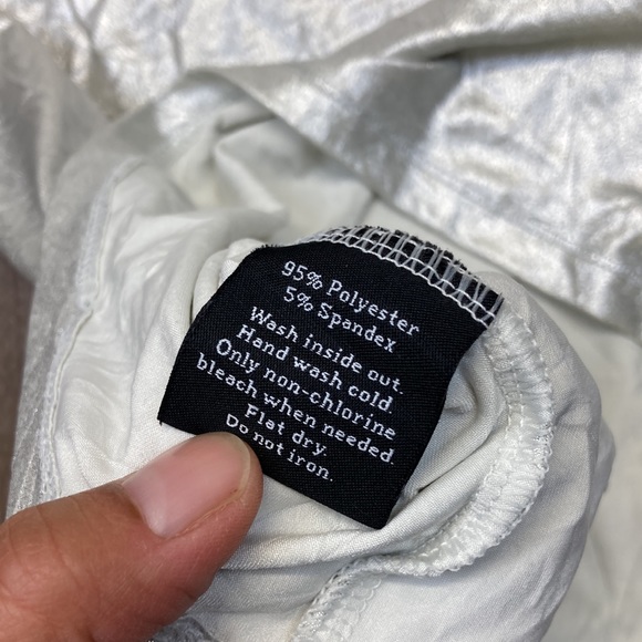 3/$15 Rock & Republic Silver Metallic Tank L - Picture 6 of 7